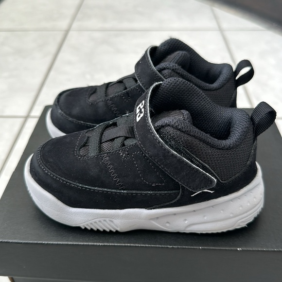 Jordan Max Aura 3 - Picture 5 of 8